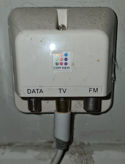 Koaxialuttag för TV